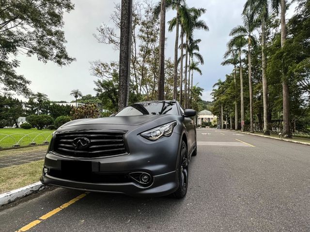 2014年 QX70 黑曜戰神  第3張相片