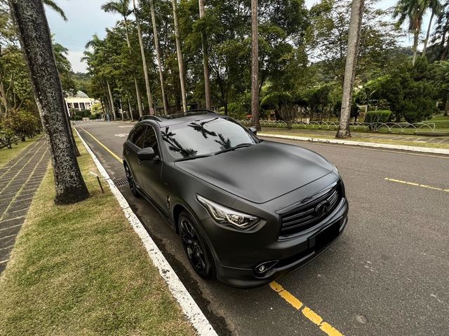 2014年 QX70 黑曜戰神  第4張相片
