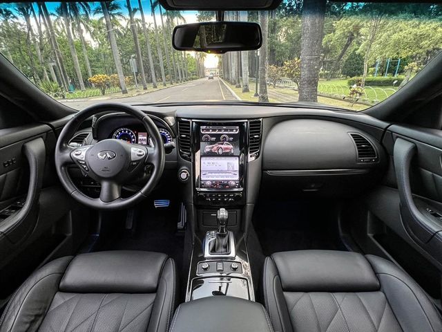 2014年 QX70 黑曜戰神  第8張相片