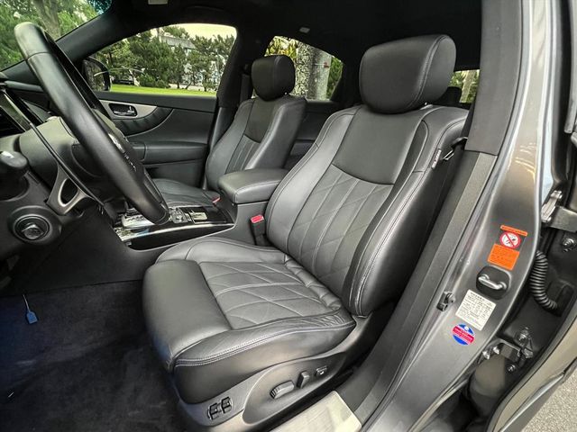 2014年 QX70 黑曜戰神  第11張相片