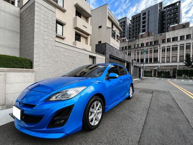 2011年 Mazda3 2.0S掀背款  第2張相片