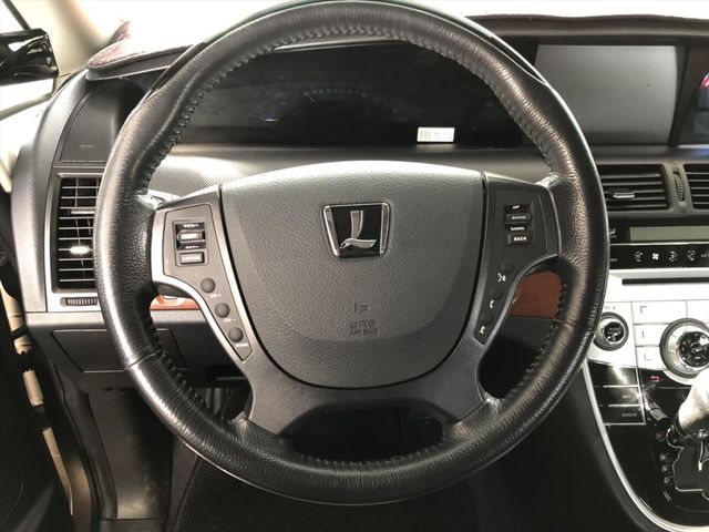 2012 M7 360度環景 電滑門  第4張相片