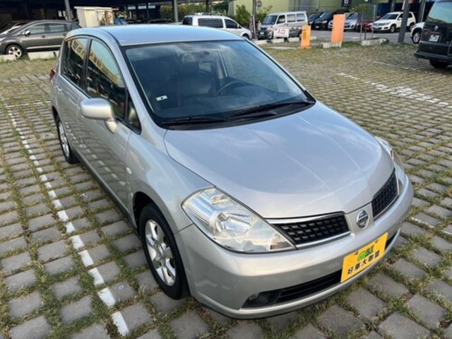 NISSAN日產 TIIDA  第7張相片