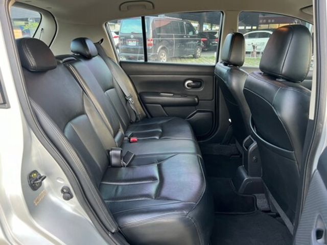 NISSAN日產 TIIDA  第12張相片