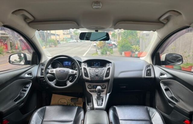 FORD福特 FOCUS  第13張相片