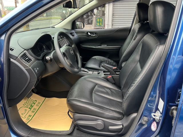 NISSAN日產 TIIDA  第9張相片