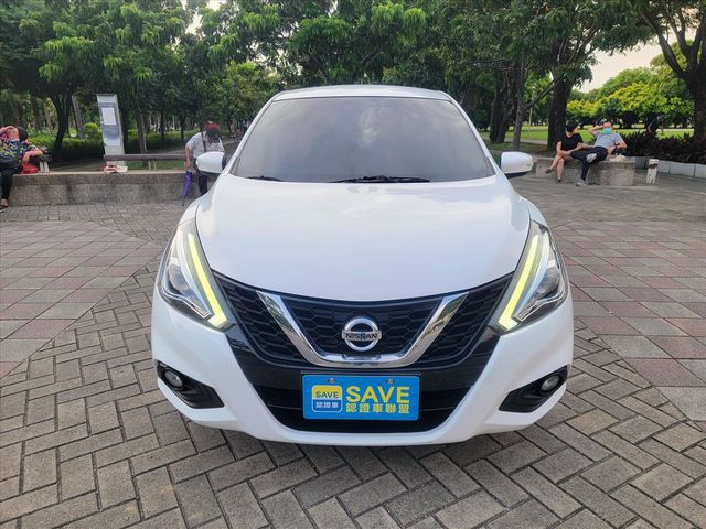 2018年NISSAN TIIDA 白色  第2張相片