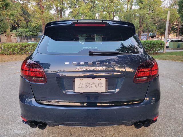 PORSCHE CAYENNE  第5張相片
