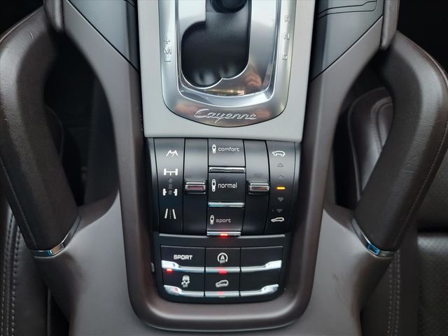 PORSCHE CAYENNE  第15張相片