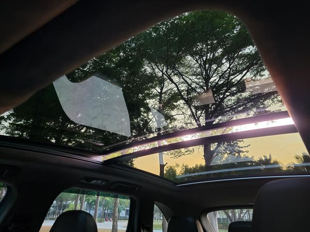 PORSCHE CAYENNE  第18張相片