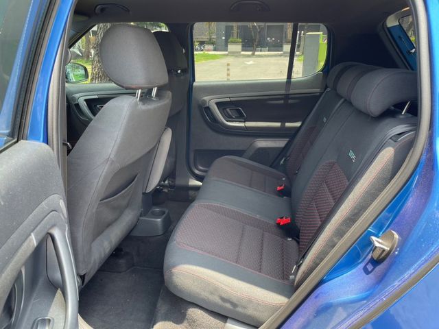 RS版 純正德國製造德國車 雙渦輪210匹馬力 F1式雙離合器+方向盤換檔快撥 數十萬精品 加大咖鉗  第7張相片