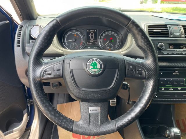 RS版 純正德國製造德國車 雙渦輪210匹馬力 F1式雙離合器+方向盤換檔快撥 數十萬精品 加大咖鉗  第8張相片