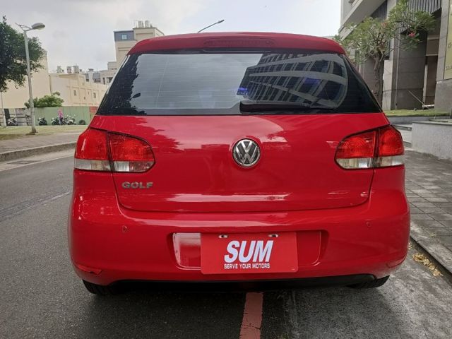 全車原鈑件 一手車 鋼構車體結構 七顆安全氣囊 循跡防滑系統 引擎 變速箱健康  第6張相片