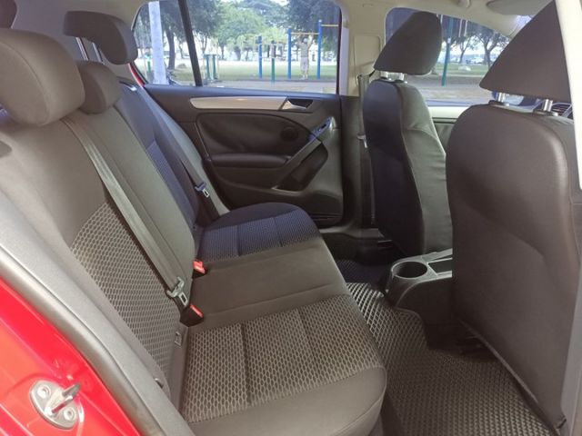 全車原鈑件 一手車 鋼構車體結構 七顆安全氣囊 循跡防滑系統 引擎 變速箱健康  第10張相片