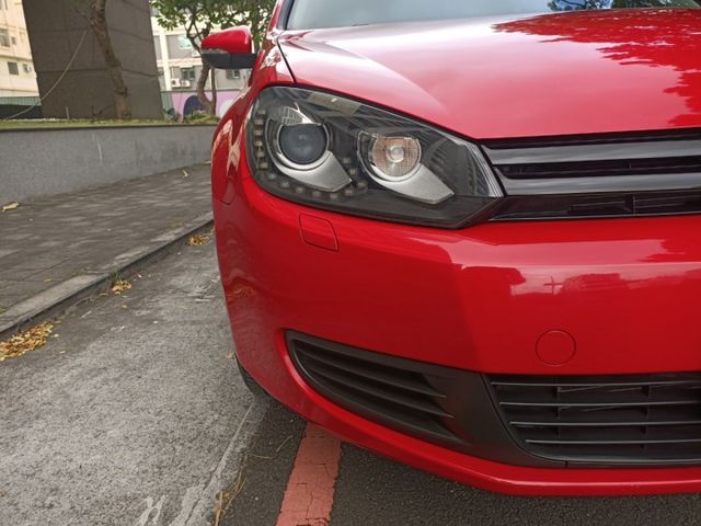 全車原鈑件 一手車 鋼構車體結構 七顆安全氣囊 循跡防滑系統 引擎 變速箱健康  第17張相片