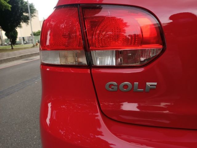 全車原鈑件 一手車 鋼構車體結構 七顆安全氣囊 循跡防滑系統 引擎 變速箱健康  第18張相片