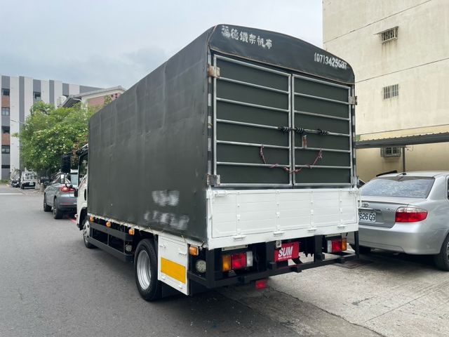 新車漲到180萬這台可比新車價差大 14尺長正五噸自排五期環保 免尿素  四向輔助鏡頭/ 7吋影音螢幕 / 車道偏移警示  第4張相片