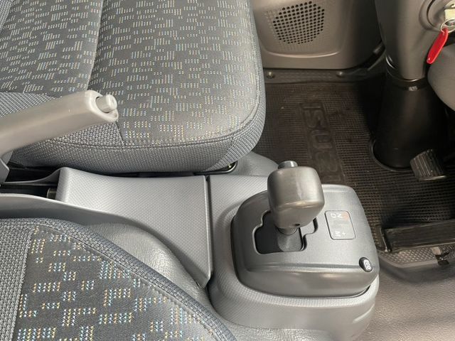 新車漲到180萬這台可比新車價差大 14尺長正五噸自排五期環保 免尿素  四向輔助鏡頭/ 7吋影音螢幕 / 車道偏移警示  第10張相片