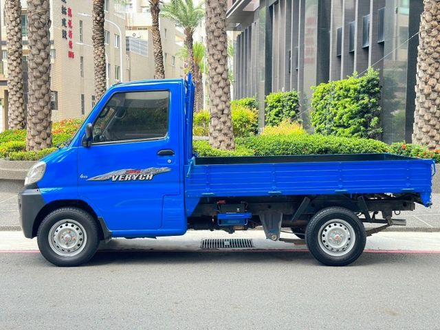 四輪傳動  耐操有力好保養 4WD山路泥巴路游刃有餘 預約賞車享折扣  第4張相片