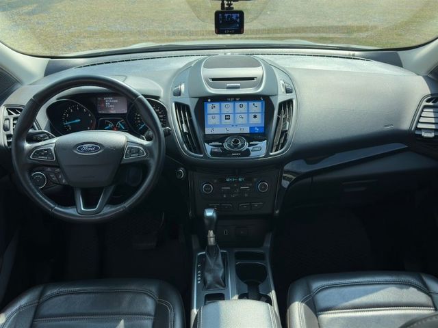 旗艦版 ikey ACC跟車 全景天窗 倒車顯影 雙區恆溫 電動後門 盲點偵測  第7張相片