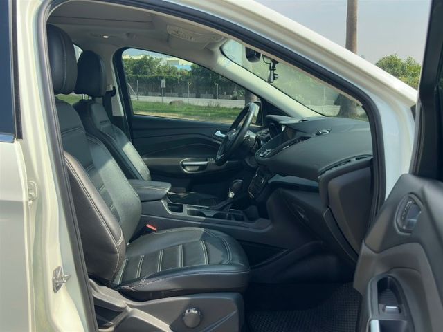 旗艦版 ikey ACC跟車 全景天窗 倒車顯影 雙區恆溫 電動後門 盲點偵測  第9張相片