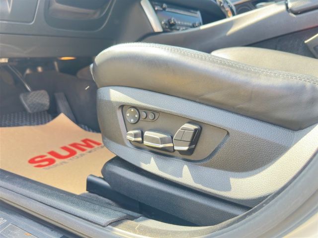 550I GT 新車價高達542萬 V8雙渦輪增壓 市面稀有的跑旅車 它有轎車的舒適感、休旅車的大空間  第11張相片