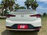Elantra sport  渦輪 1.6  i-key  換檔撥片 影音系統 衛星導航 倒車影像 電動尾門  第5張縮圖