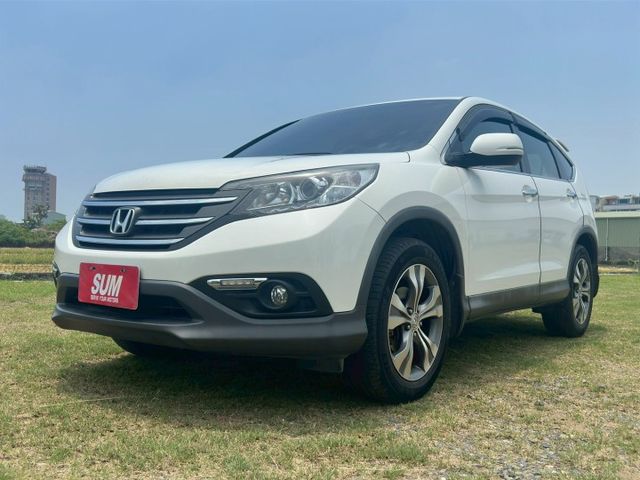 CRV VTI-S 2.4 換檔撥片 衛星導航 倒車影像 雙區獨立恆溫 定速 循跡防滑  第1張相片