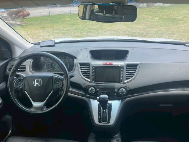 CRV VTI-S 2.4 換檔撥片 衛星導航 倒車影像 雙區獨立恆溫 定速 循跡防滑  第10張相片