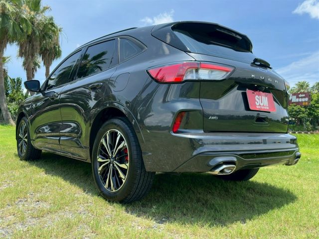 22年 KUGA ST-Line X版  ACC 車道置中 HUD 全景 電尾 環景 盲點  AWD 電子後視鏡  第2張相片