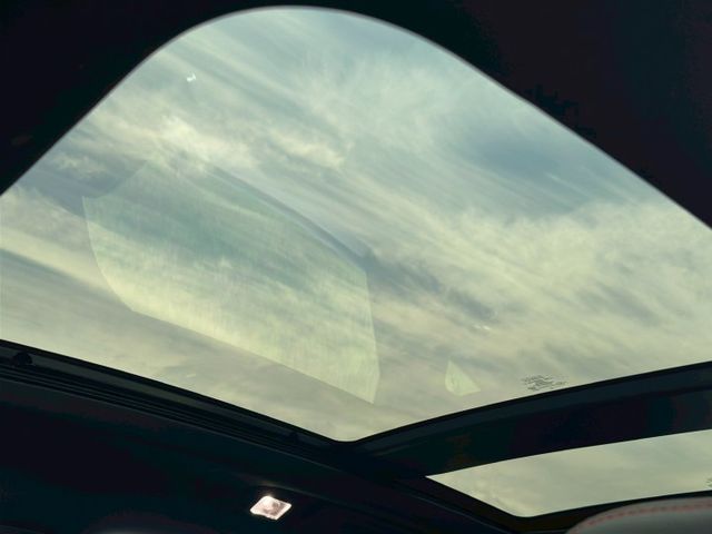 22年 KUGA ST-Line X版  ACC 車道置中 HUD 全景 電尾 環景 盲點  AWD 電子後視鏡  第19張相片