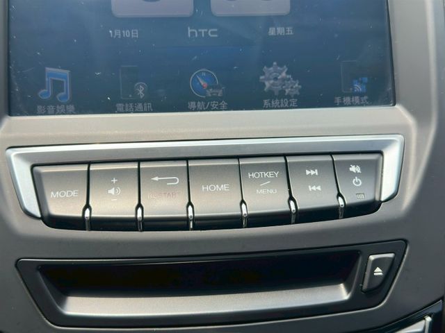 16年 U6 1.8 ECO 魅力型 I-KEY 天窗 導航 換檔快撥 360環景  第15張相片