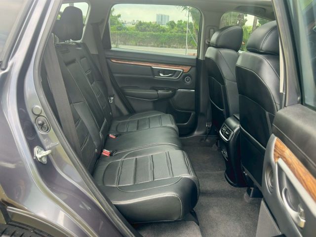 頂級 S版  1.5 渦輪增壓  液晶儀錶 / ACC 車道偏移/ 車道維持 / 7吋觸控螢幕 /  電動尾門  第11張相片