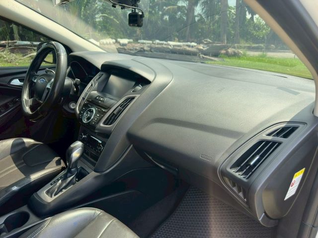 便宜代步車 定速/前霧燈/分區恆溫/倒車影像  歡迎來店賞車  第9張相片