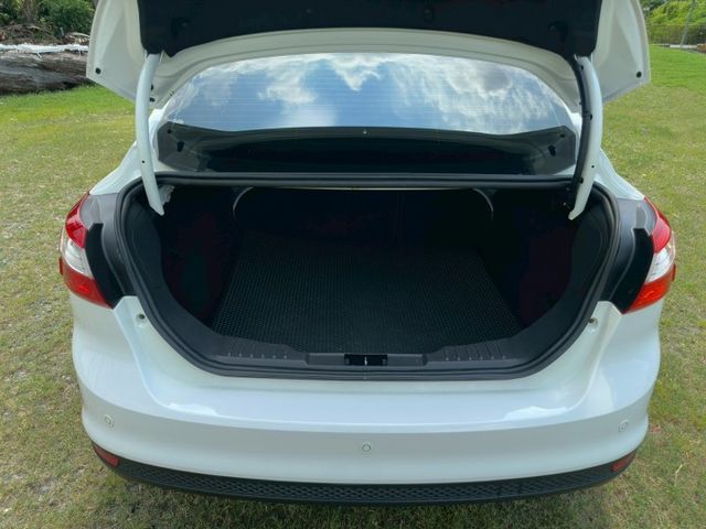 便宜代步車 定速/前霧燈/分區恆溫/倒車影像  歡迎來店賞車  第19張相片