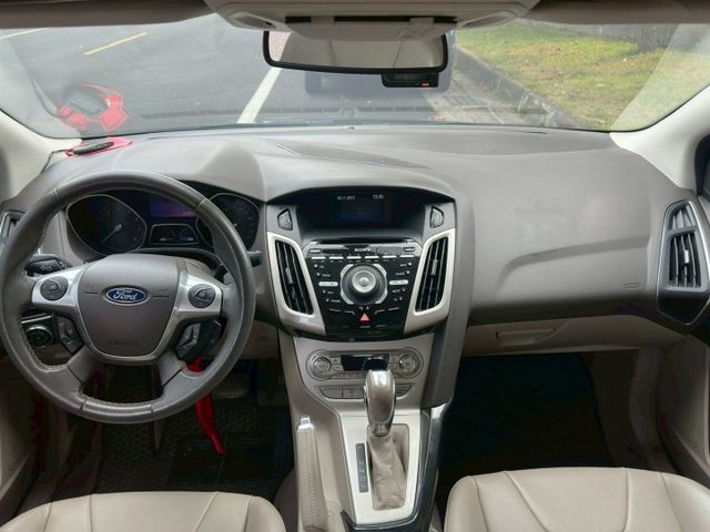 8萬里程 一手車  便宜代步車 定速、天窗、恆溫  歡迎來店賞車  第8張相片