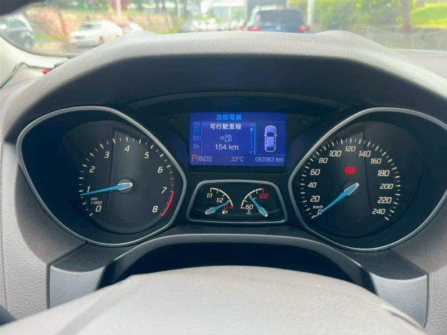 8萬里程 一手車  便宜代步車 定速、天窗、恆溫  歡迎來店賞車  第9張相片