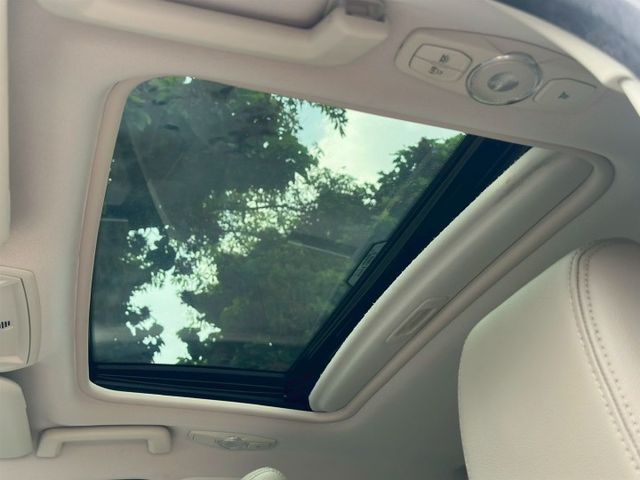 8萬里程 一手車  便宜代步車 定速、天窗、恆溫  歡迎來店賞車  第12張相片