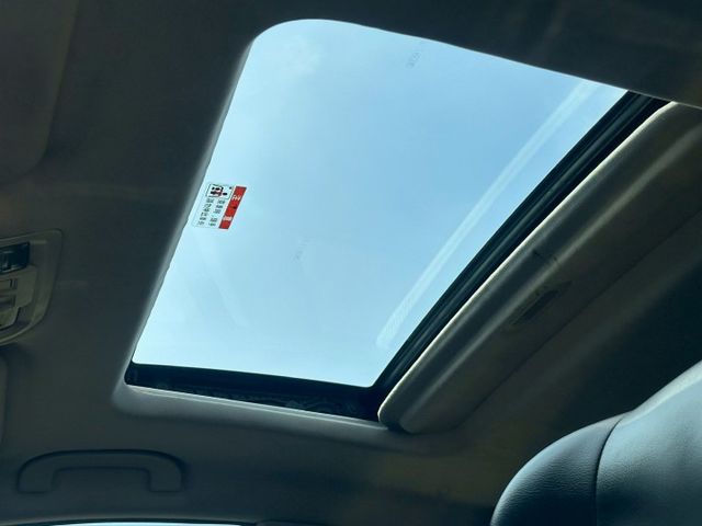 魅力型 原版件~I-key 360環景 換檔撥片 6具安全氣囊 電動尾門 倒車影像 藍芽  第12張相片