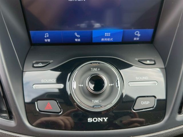 旗艦版 4WD 免鑰匙 定速 自動停車  ACC跟車  恆溫 車道偏移警示  第12張相片