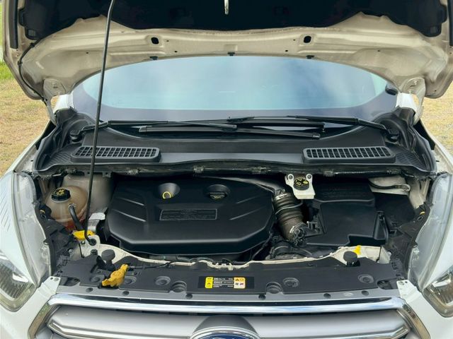 旗艦版 4WD 免鑰匙 定速 自動停車  ACC跟車  恆溫 車道偏移警示  第19張相片