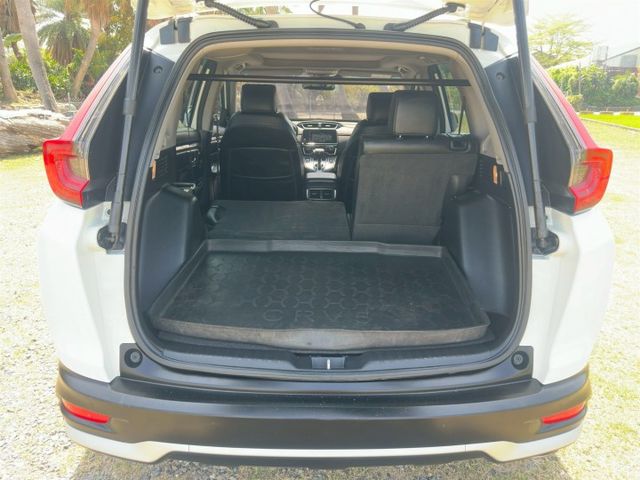 頂級 S版 原版件 ACC/盲點/定速/換檔撥片/車道影像輔/無線充電座/感應式電動尾門/雙前座電動座椅  第10張相片