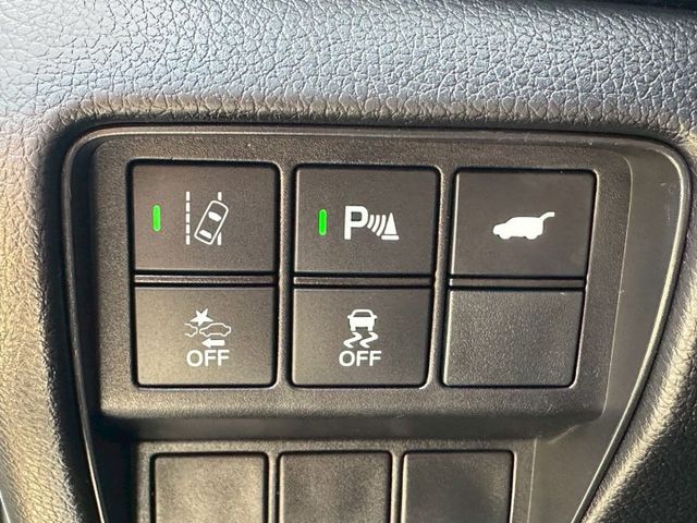 頂級 S版 原版件 ACC/盲點/定速/換檔撥片/車道影像輔/無線充電座/感應式電動尾門/雙前座電動座椅  第14張相片