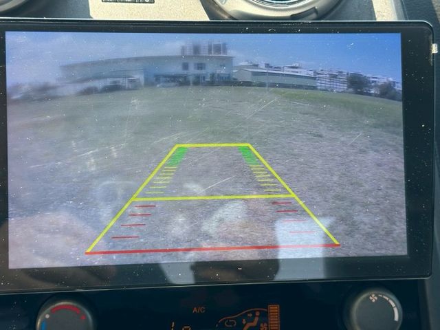 雙廂五人座 皮卡  4WD  工作、露營都實用  定速 方向盤換檔鍵   安卓機 倒車影像 衛星導航  第13張相片