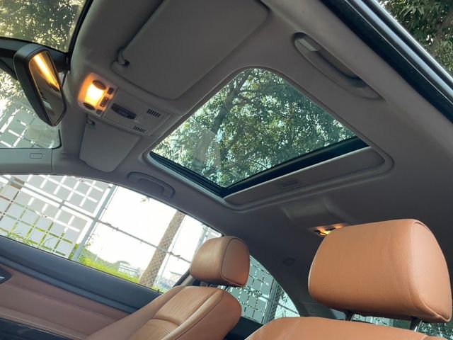 BMW 3 SERIES COUPE 320I  小改款.兩門跑車.M3前大包  第16張相片