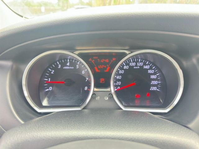 17年LIVINA 里程7萬~一手車  原版件  前後倒車雷達 / 倒車影像 / 衛星導航  第15張相片