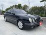 2000 Benz E240 2400CC 內裝氣氛佳  第2張縮圖