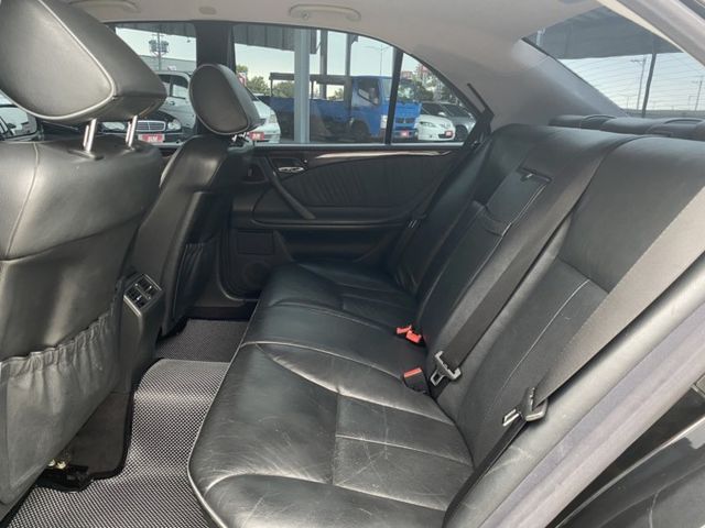 2000 Benz E240 2400CC 內裝氣氛佳  第7張相片
