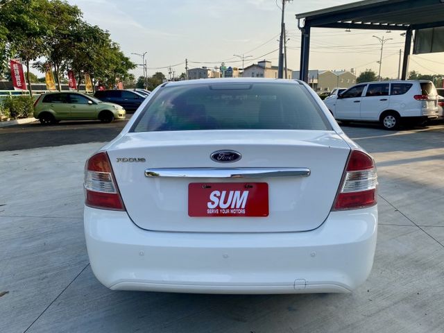 實車實價，優質代步車，車況好氣氛佳，定速、電動椅、恆溫  第13張相片