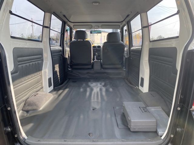 實車實價，保固不另加價。菱利 1.3 無菸車 內裝乾淨，雙認證 全車原版件  第5張相片